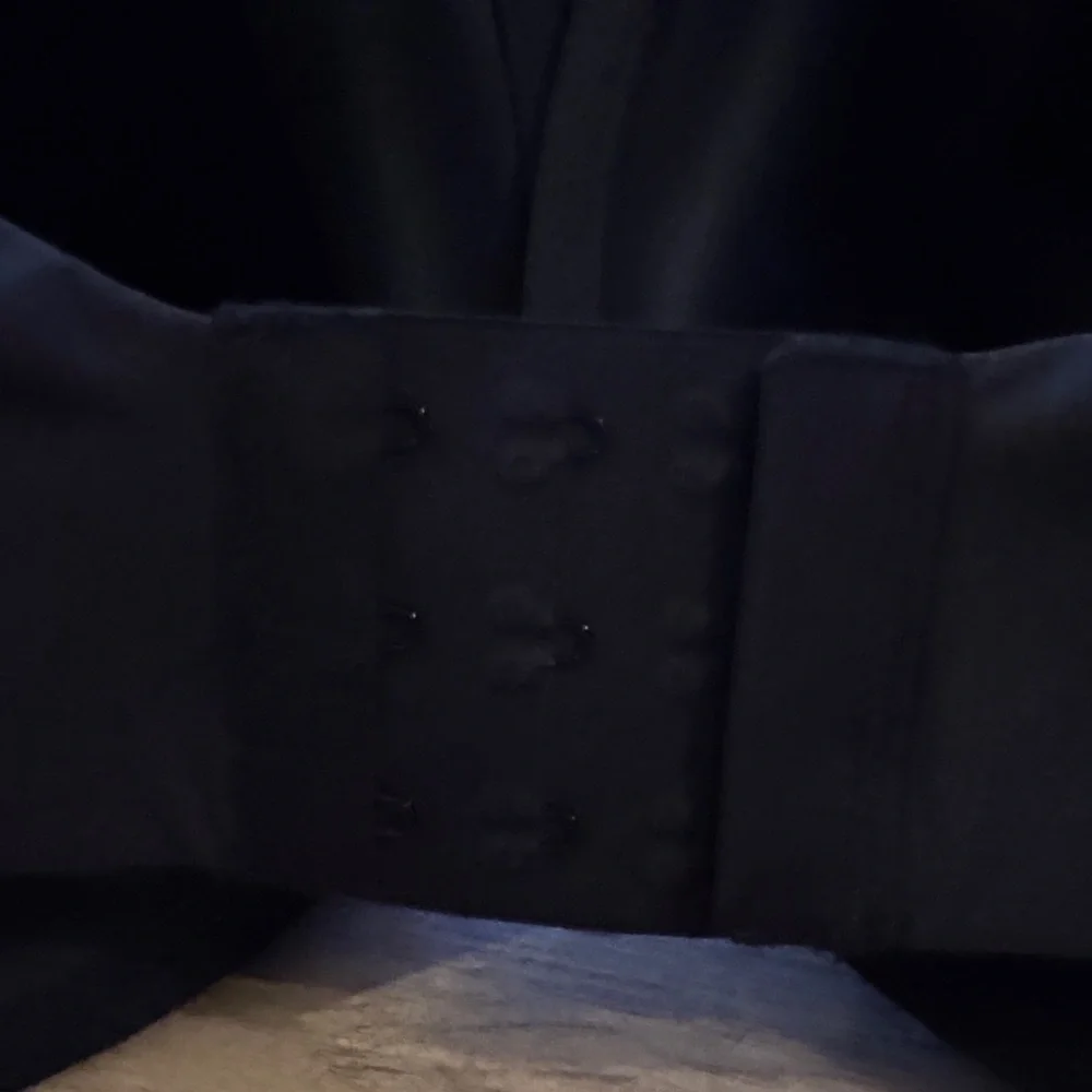 SKIMS Black Bra - Picture 4 of 5